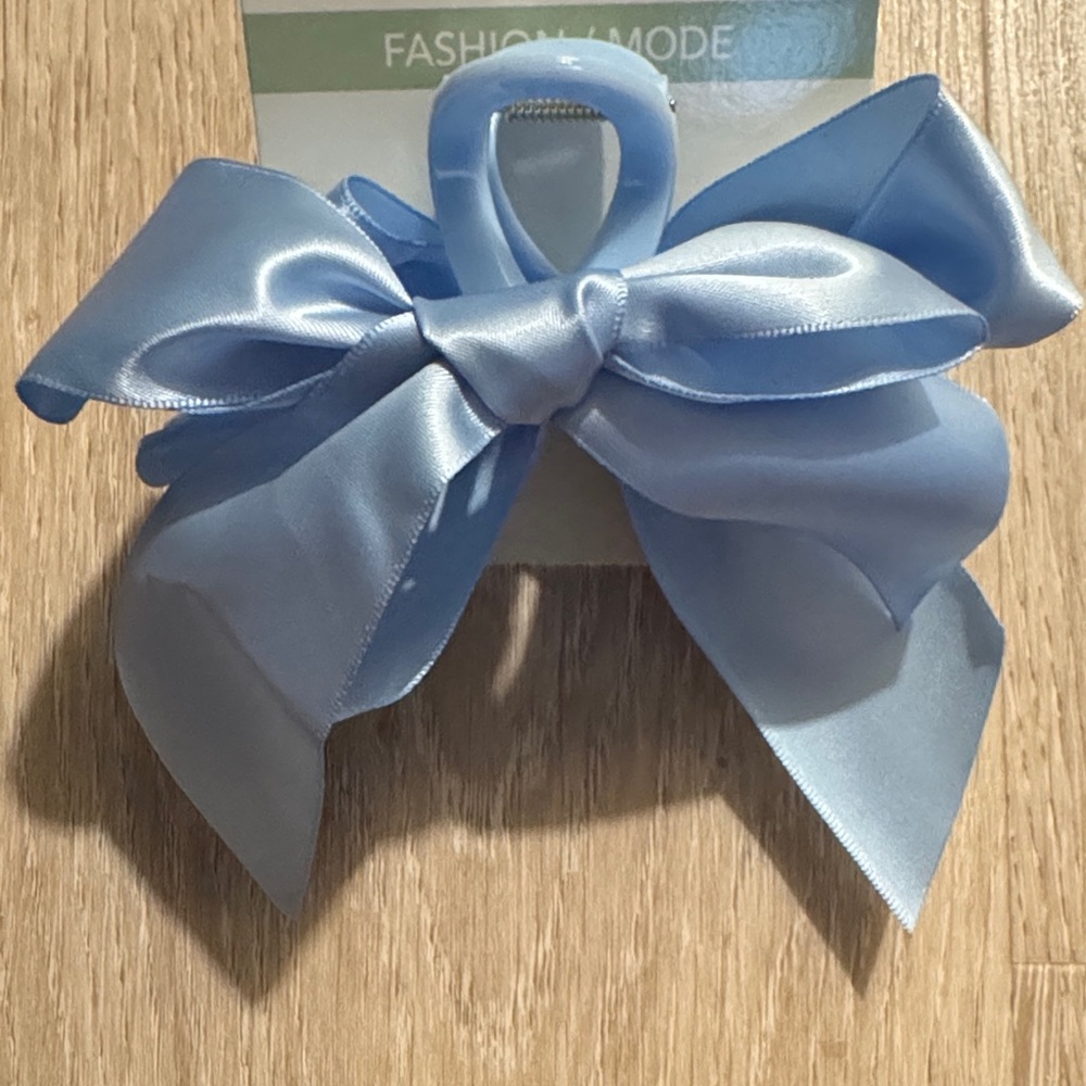 Ceil Blue Satin Bow Large Hair Claw Clip NEW 🏷️